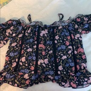 American Eagle off the shoulder cropped tank